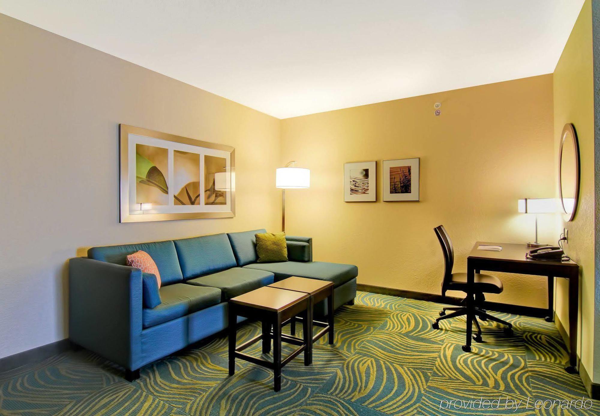 Hotel Springhill Erie Kearsarge
