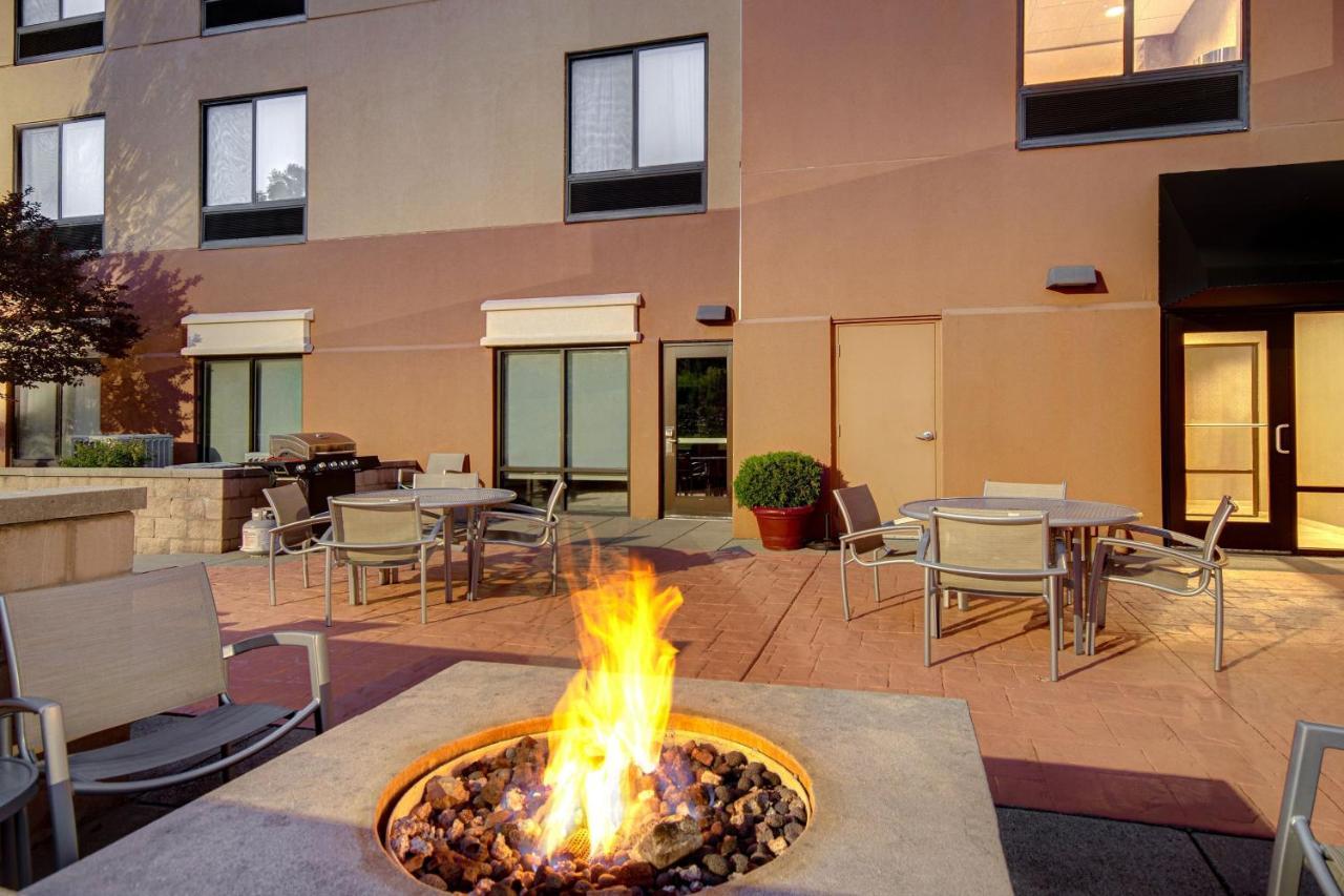Springhill Hotel 3*