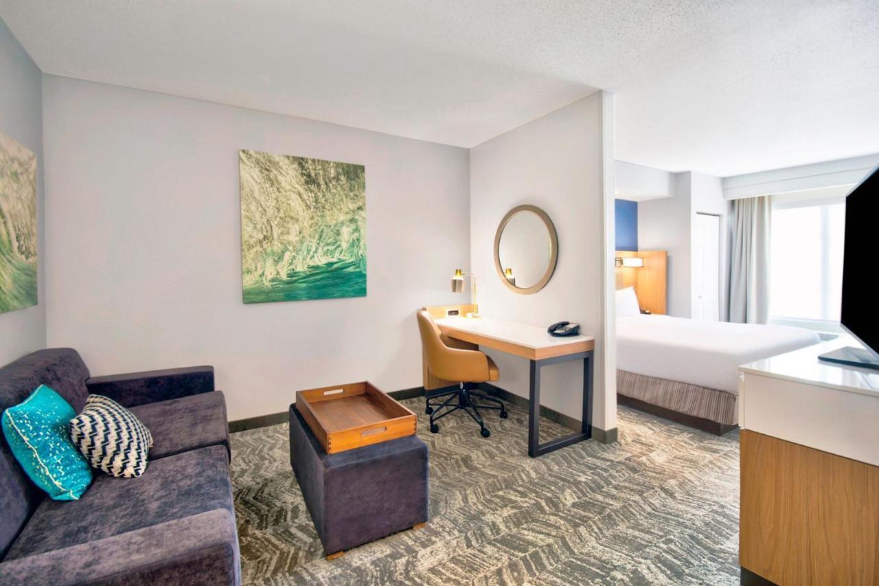 Springhill Hotel 3*