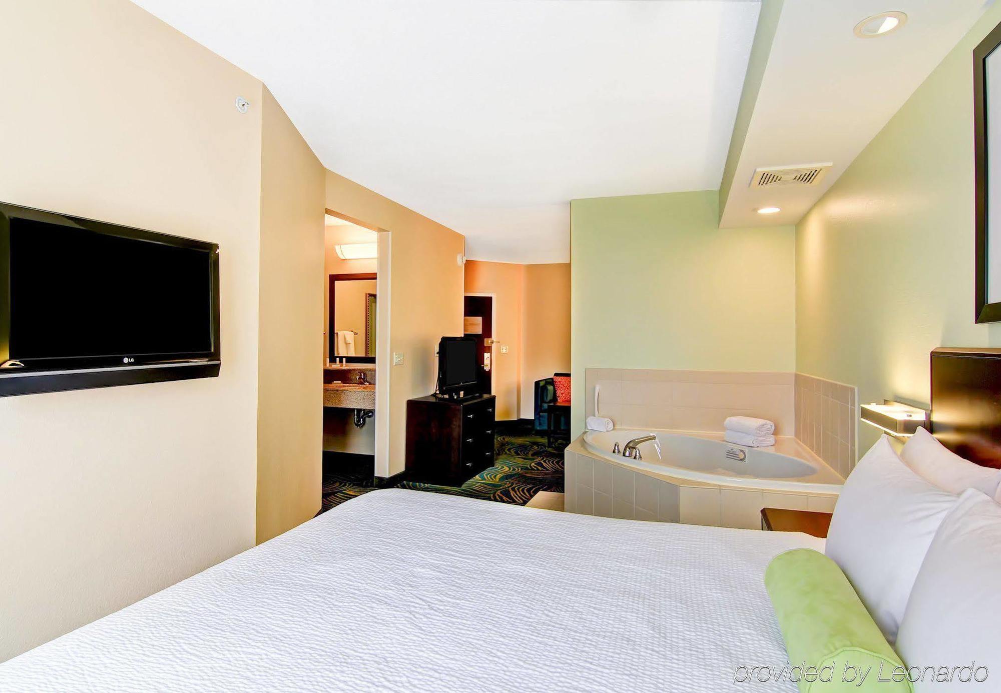 Springhill Hotel